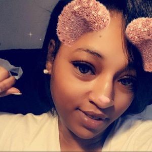 Meet your Posher, Kendall